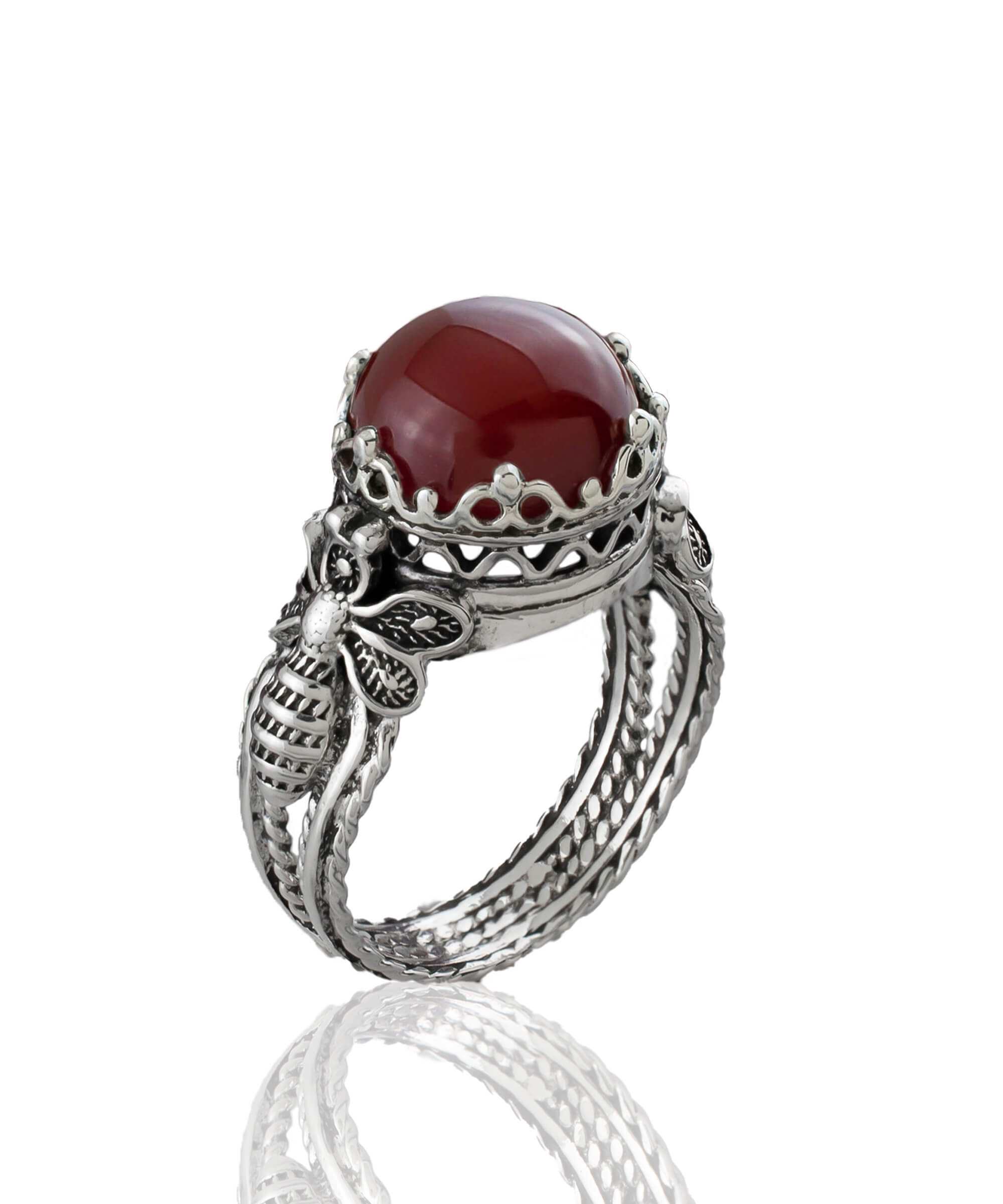 Bee Detailed Carnelian Gemstone Filigree Art Women Silver Cocktail Ring featuring intricate filigree design and a round cut carnelian gemstone.