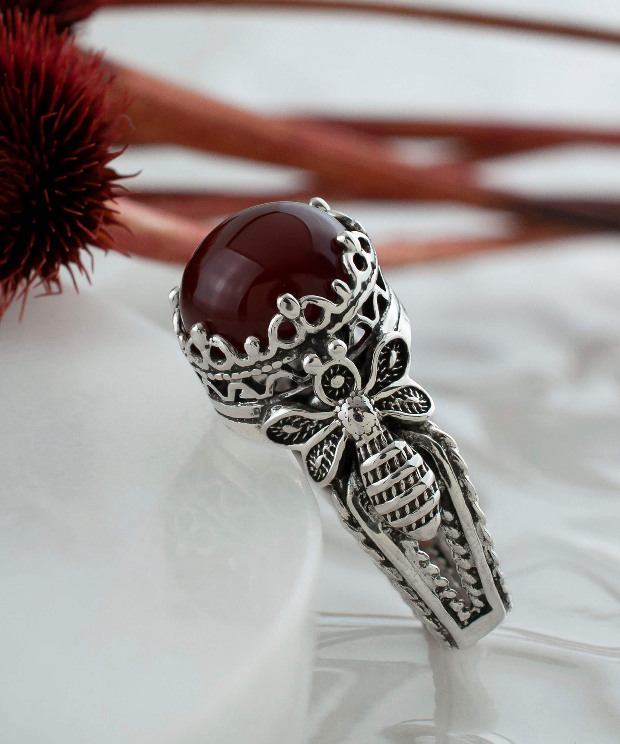 Bee Detailed Carnelian Gemstone Filigree Art Women Silver Cocktail Ring featuring intricate filigree design and a round cut carnelian gemstone.