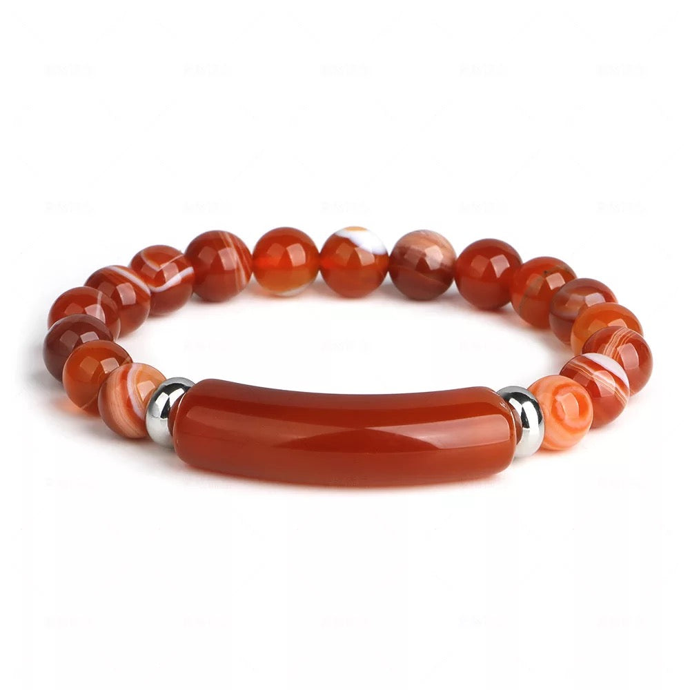 A stylish unisex beaded bracelet featuring a natural gemstone bar, perfect for wrist sizes 17-19cm.