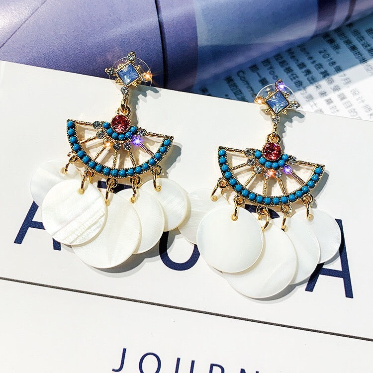 Bohemia fan-shaped shell drop earrings featuring alloy, stone, rhinestones, and pearls, elegantly designed for a stylish look.