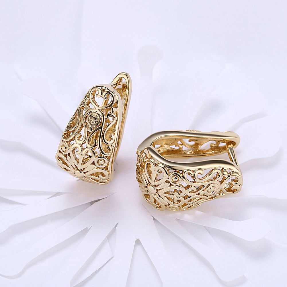 Bohemian Style Filigree Laser Cut Huggie Earring in 18K Gold Plated, showcasing intricate design and luxurious finish.