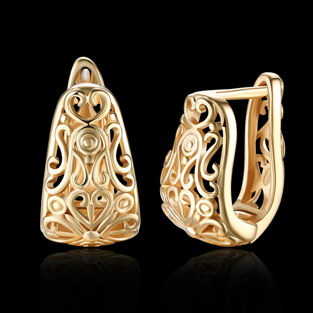 Bohemian Style Filigree Laser Cut Huggie Earring in 18K Gold Plated, showcasing intricate design and luxurious finish.