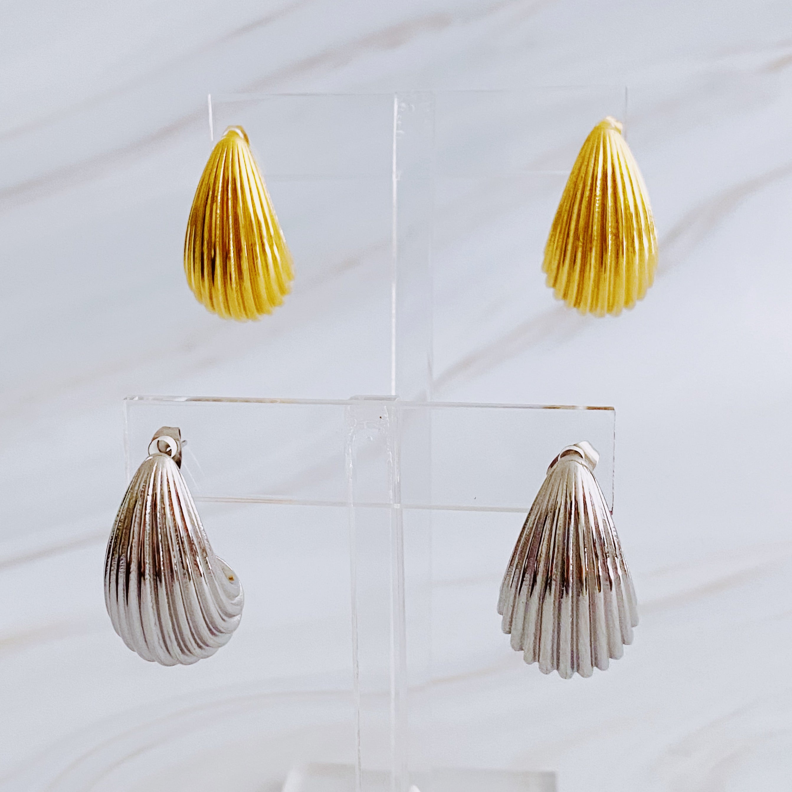 Elegant Cabled Teardrop Solid Stud Earrings in 18k gold plated stainless steel with a chic cabled texture.