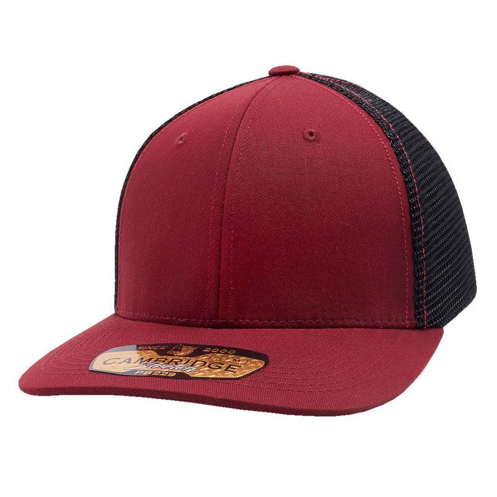 Pack of 6 CAMBRIDGE MESH STRETCH caps in S/M size, showcasing a classic design with a curved visor and breathable mesh fabric.