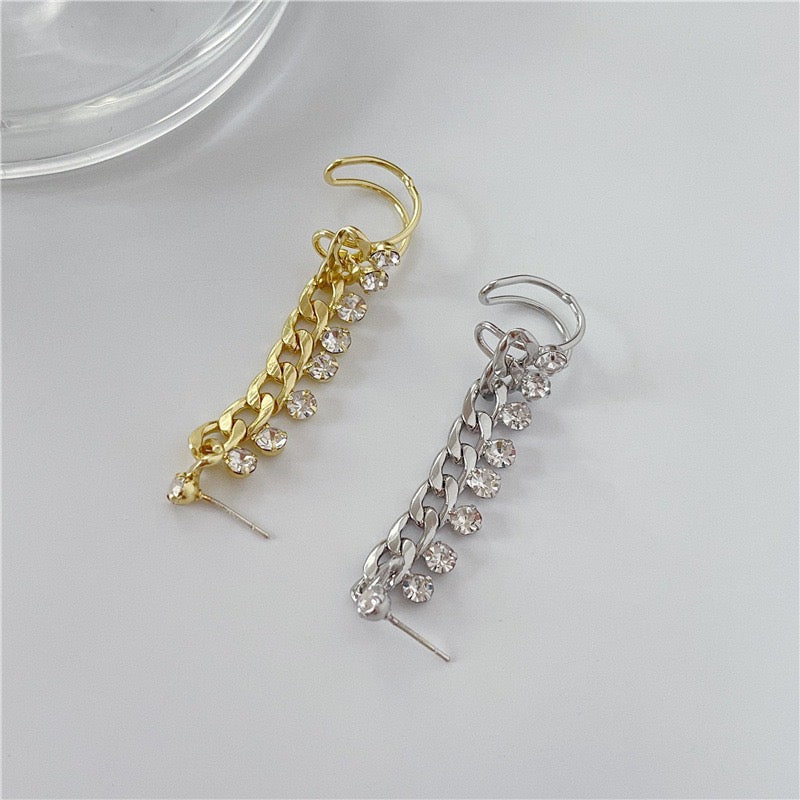 A stylish chain ear stud and clip featuring multi-rhinestones, made from durable alloy, measuring 5cm in length.