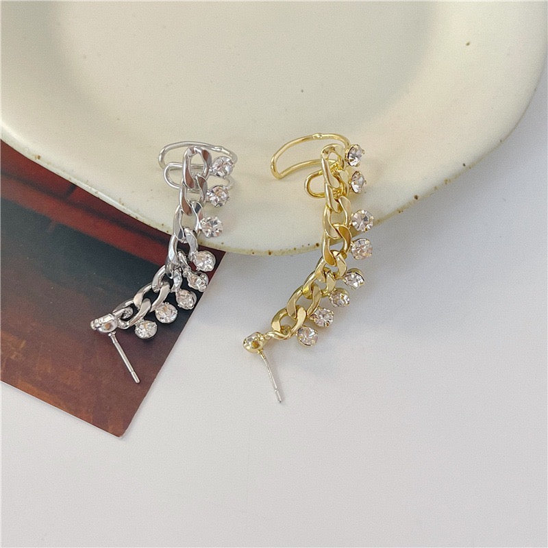 A stylish chain ear stud and clip featuring multi-rhinestones, made from durable alloy, measuring 5cm in length.