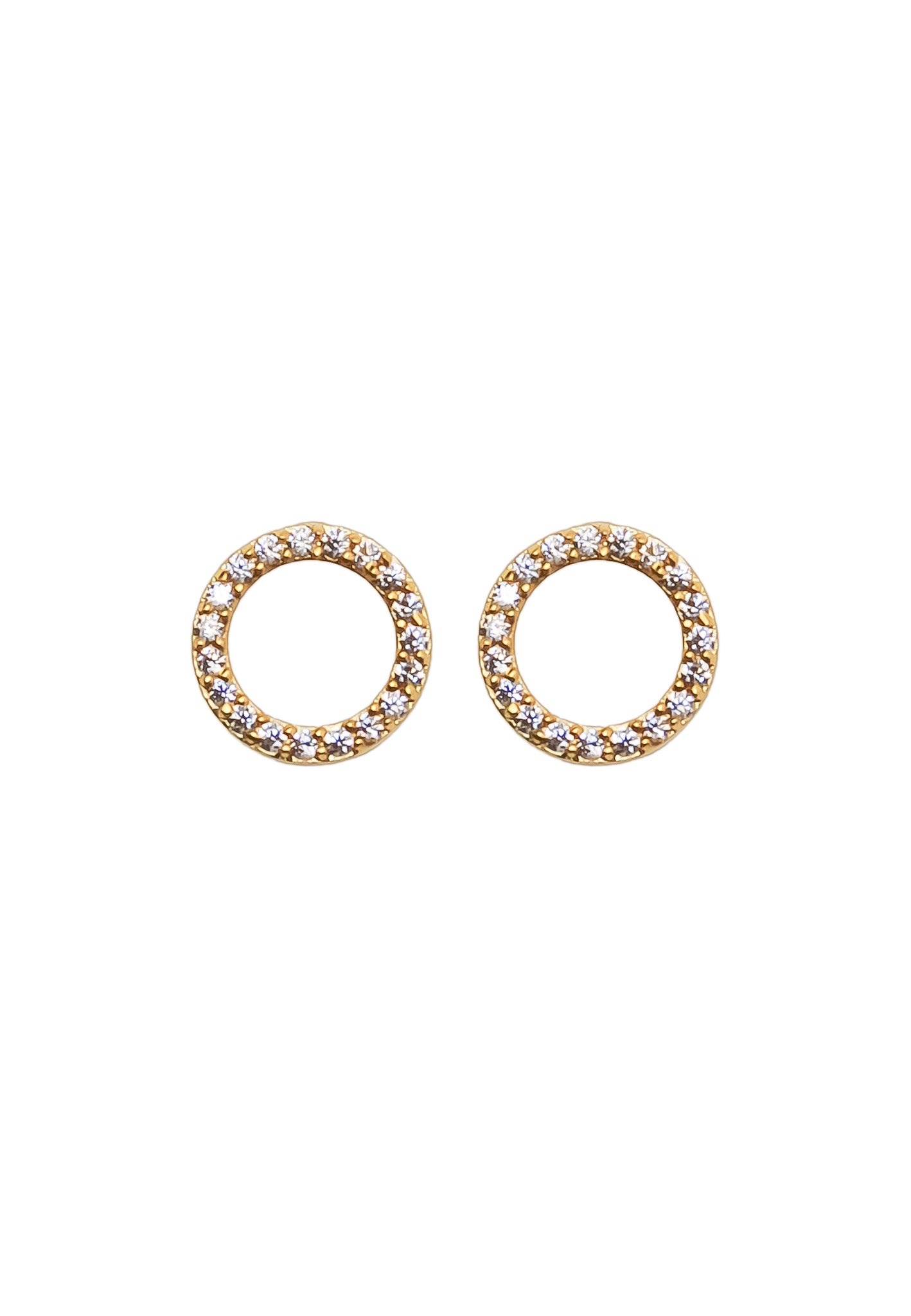 Elegant 18K gold-plated circle earrings adorned with sparkling zirconia stones, designed for pierced ears and hypoallergenic for sensitive skin.