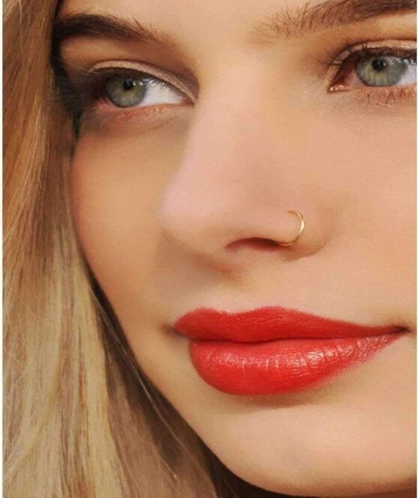 Classic Gold Nose Ring by Urbiana, featuring a sleek hoop design made of sterling silver with gold plating.