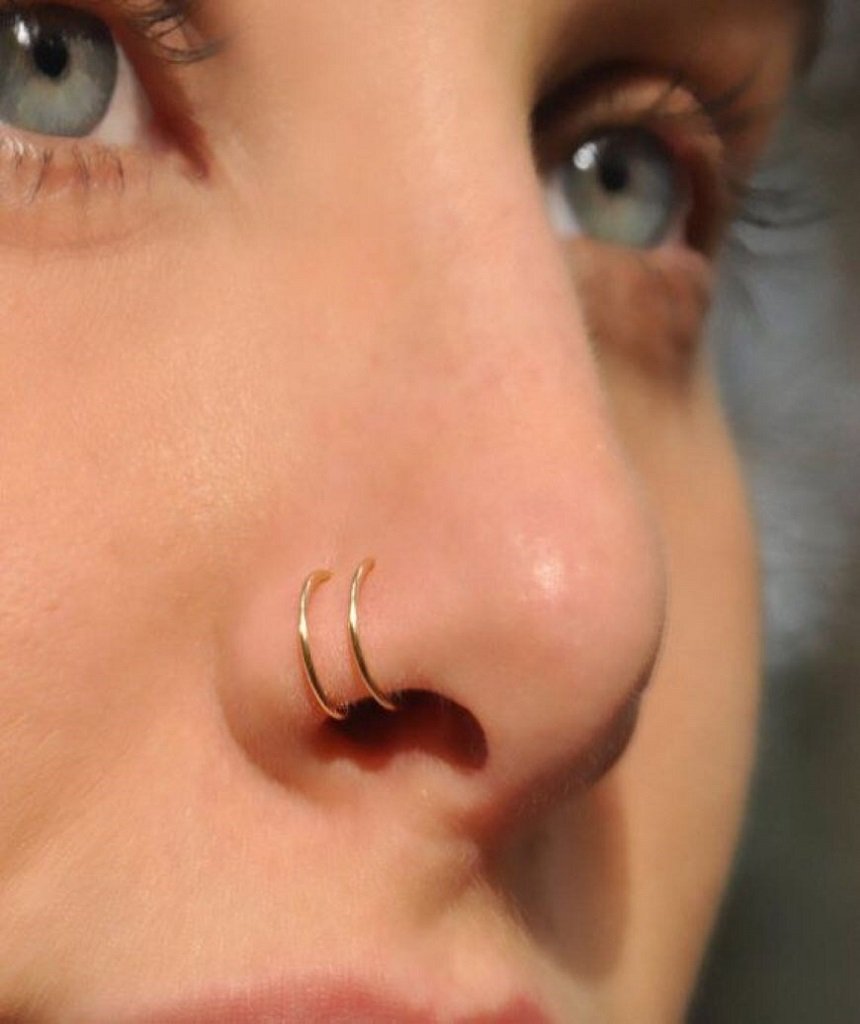 Classic Gold Nose Ring by Urbiana, featuring a sleek hoop design made of sterling silver with gold plating.