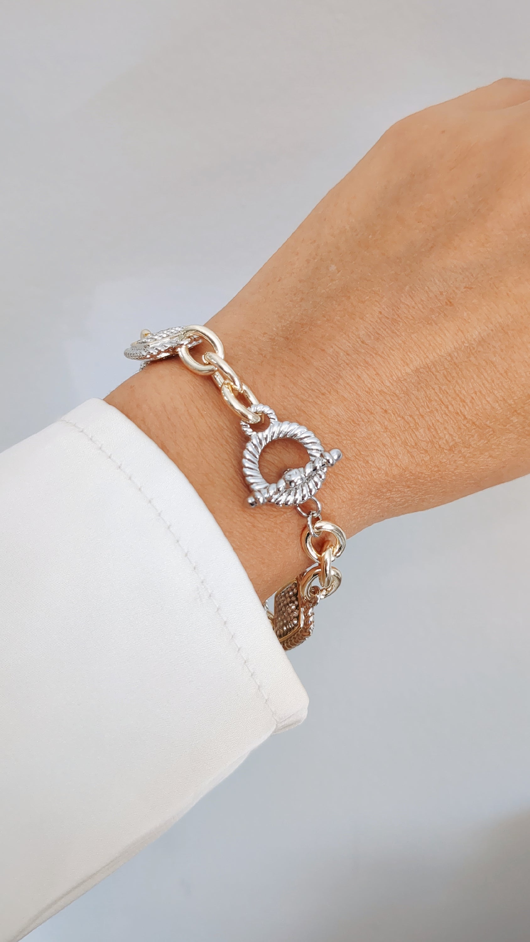 A stylish Classy Cable Bracelet featuring a delicate cable pattern, made from stainless steel with rhodium plating, perfect for stacking or everyday wear.