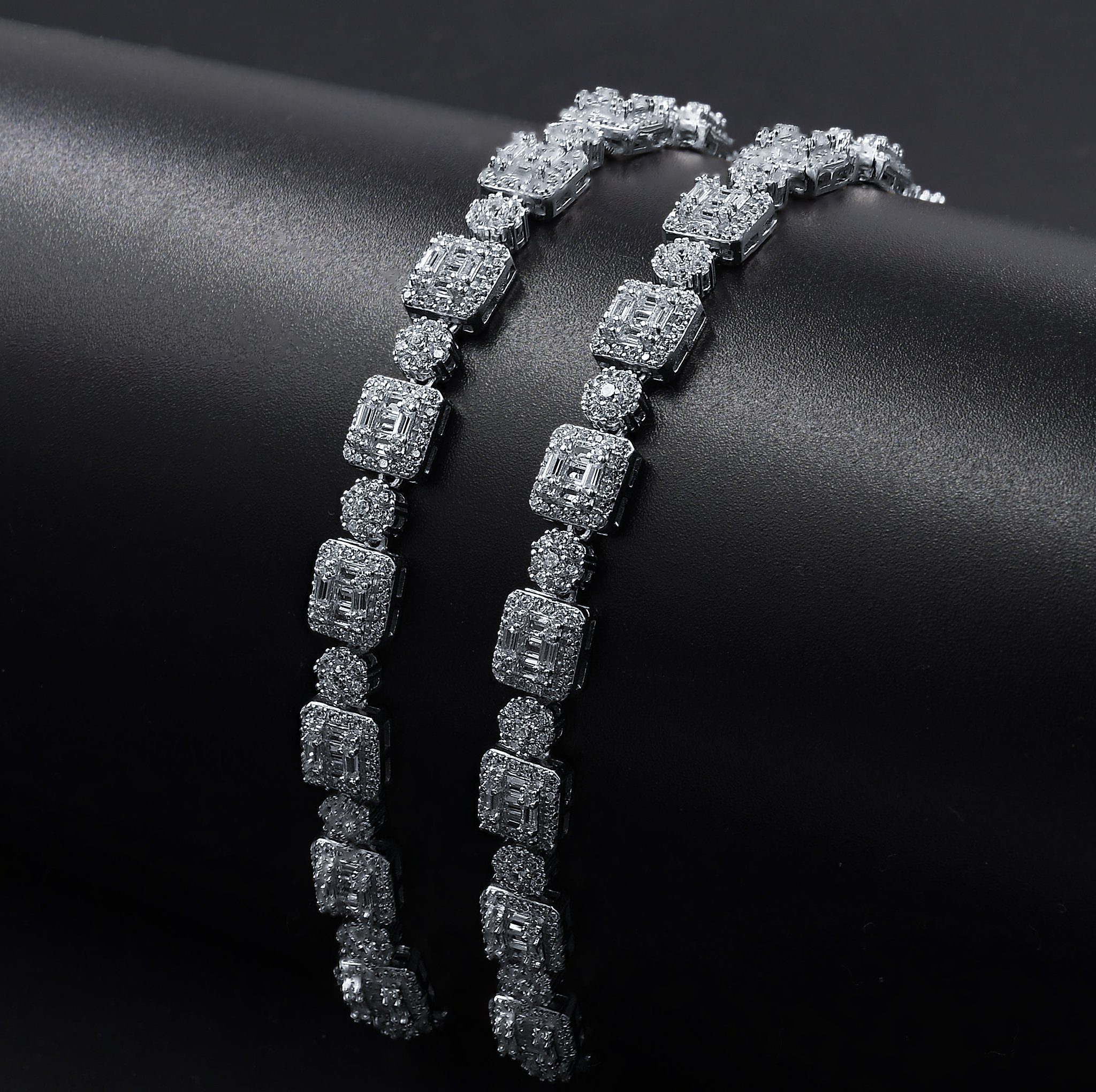 COZY 6MM Square Tennis Chain made of 925 Sterling Silver with Grade AAA Cubic Zircon, showcasing its elegant design and craftsmanship.