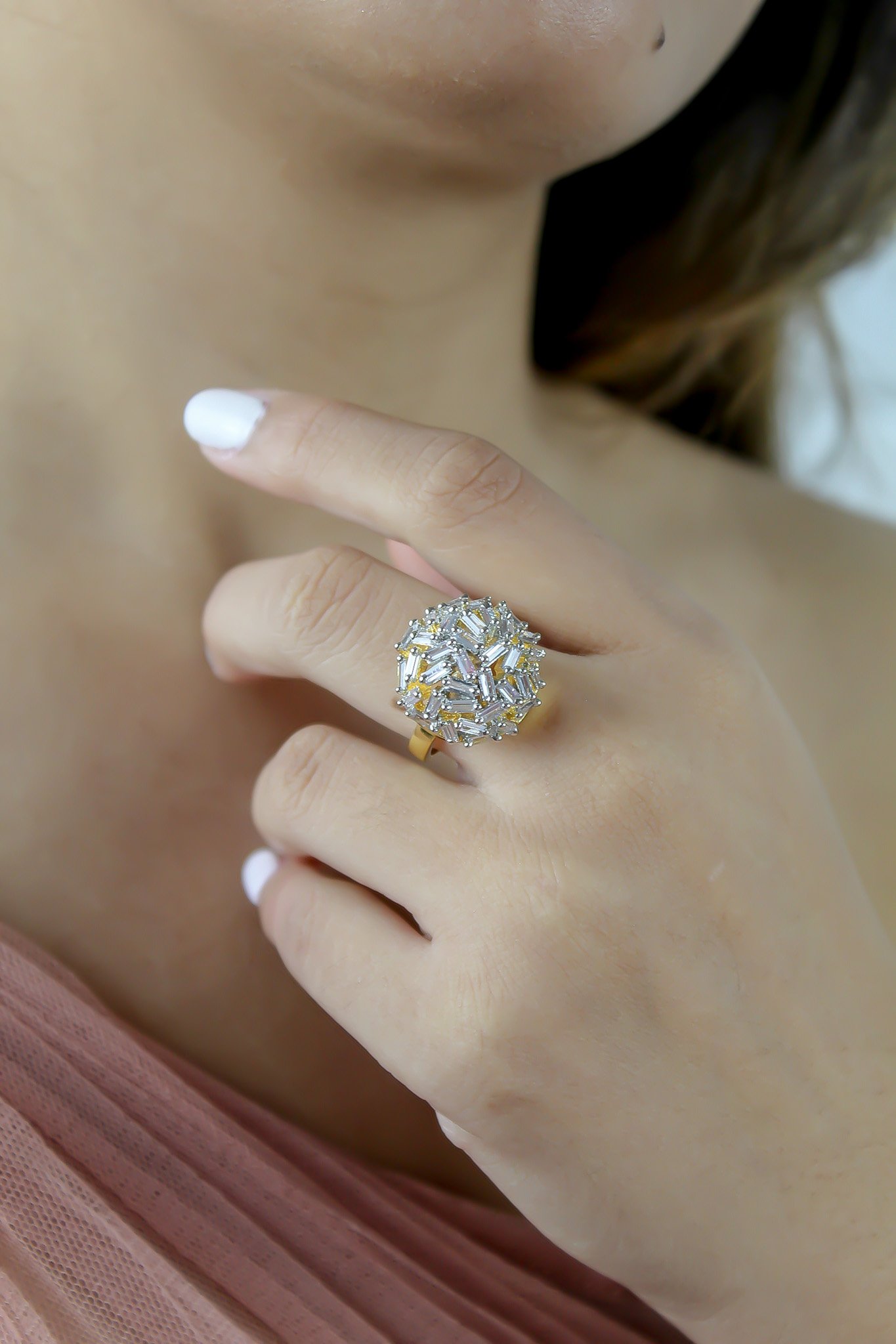 Elegant Crystal Crown Ring in 18k gold or silver plating, featuring sparkling zircons and an adjustable design for a perfect fit.