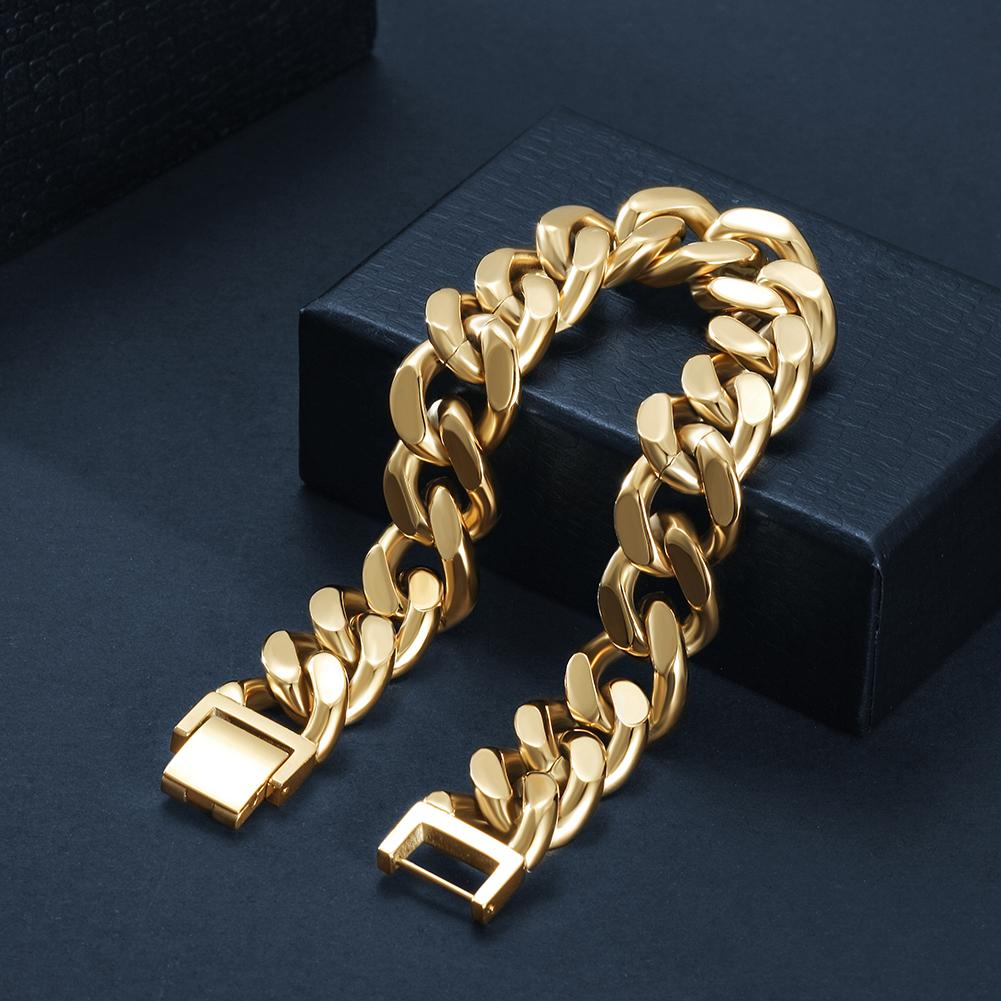 Cuban Link Chain Bracelet made of 316L surgical stainless steel with 14K gold PVD plating, showcasing its elegant design and durability.