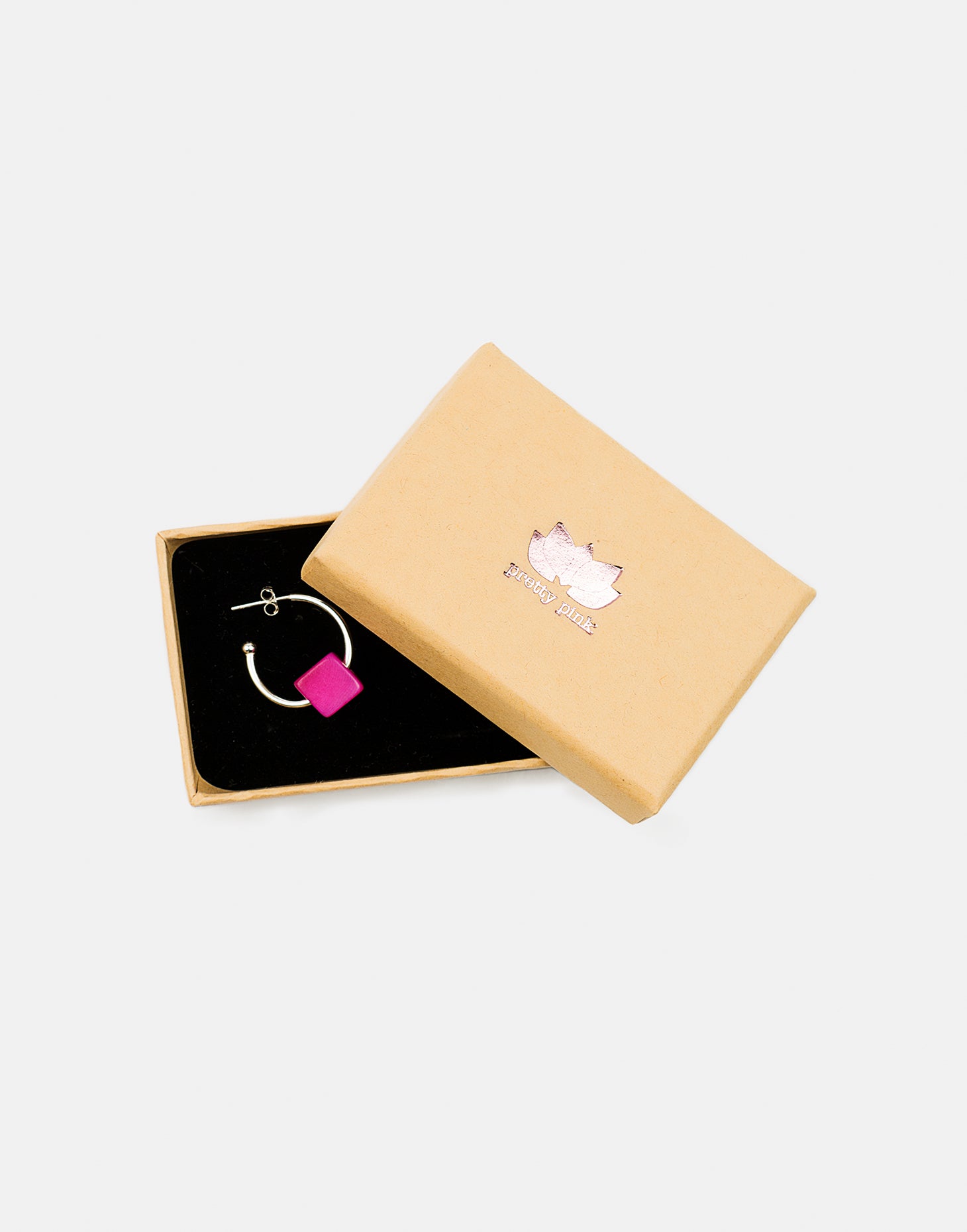 Cubo Maxi Silver Hoop Earrings featuring a tagua cube and sterling silver hoops, elegantly displayed in eco-friendly packaging.