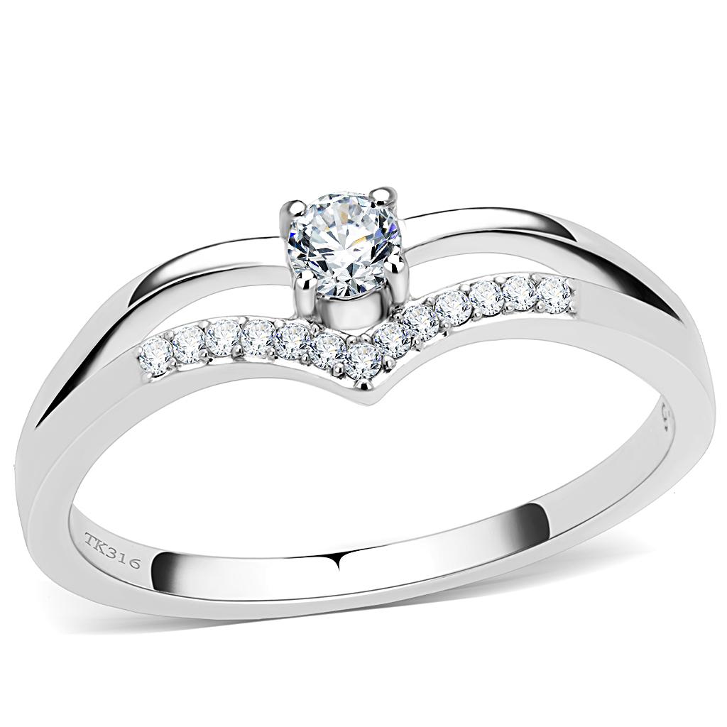 DA030 High Polished Stainless Steel Ring featuring a clear AAA Grade CZ center stone, showcasing its elegant design and shiny finish.