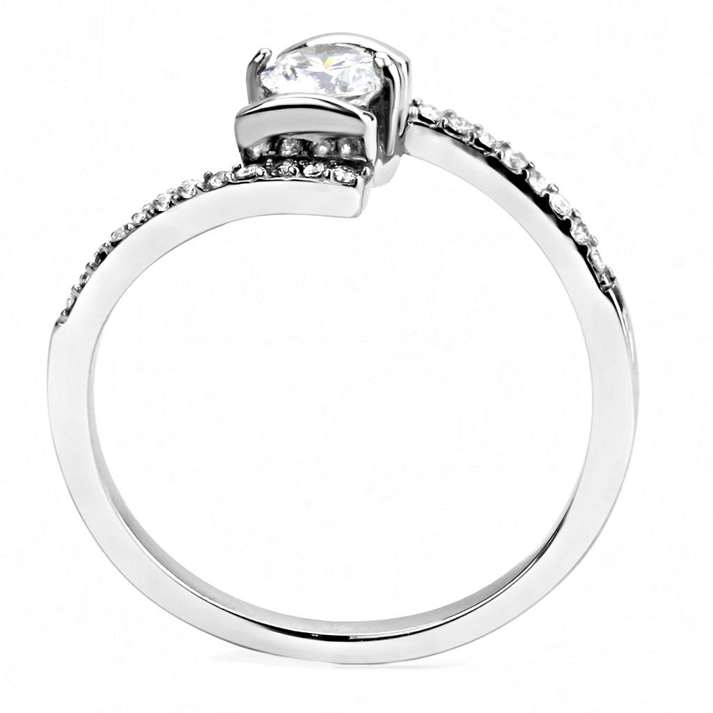 DA151 High Polished Stainless Steel Ring featuring a clear AAA Grade CZ center stone, showcasing its elegant design and shiny finish.