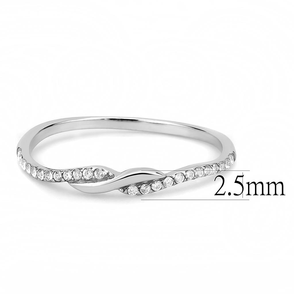 DA263 High Polished Stainless Steel Ring featuring a clear AAA Grade CZ center stone, showcasing its elegant design and shine.