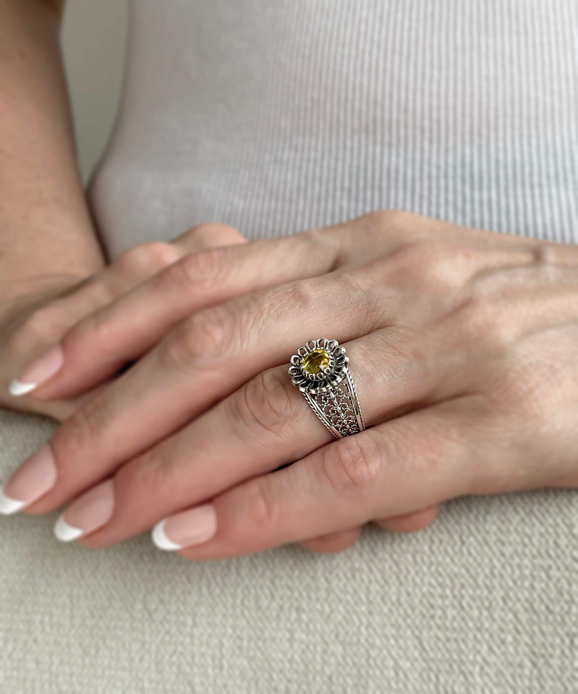 Daisy Figured Citrine Gemstone Filigree Art Silver Cocktail Ring featuring a checkerboard cut citrine stone and intricate filigree design.