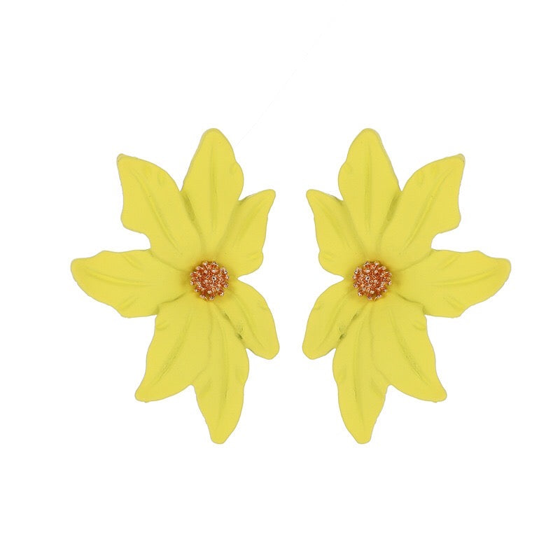 Dramatic flower stud earrings made of alloy, featuring intricate floral design and lightweight construction.