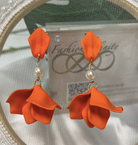 Elegant drip glaze flower petal earrings with pearl accents, showcasing a delicate design and high-quality materials.