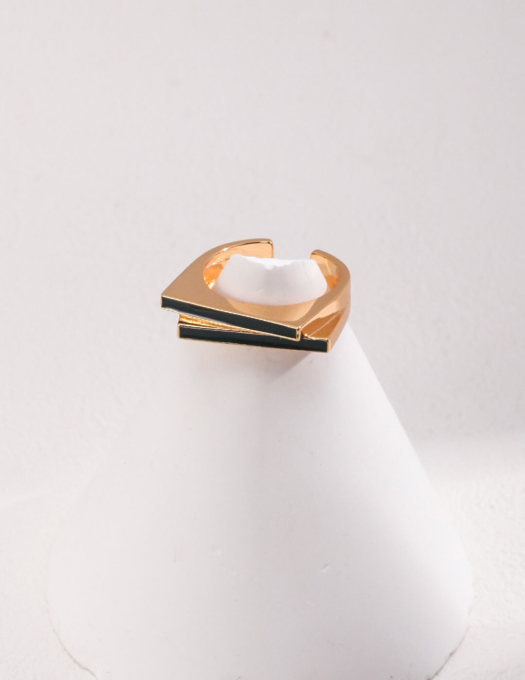 Handmade Drip Glaze Irregular Ring in sterling silver with gold vermeil, showcasing unique drip glaze finish.