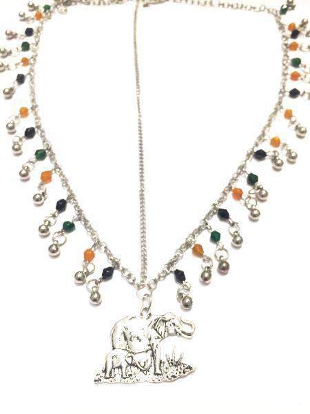 A stylish bohemian headchain featuring an elegant elephant pendant, perfect for festivals and special occasions.