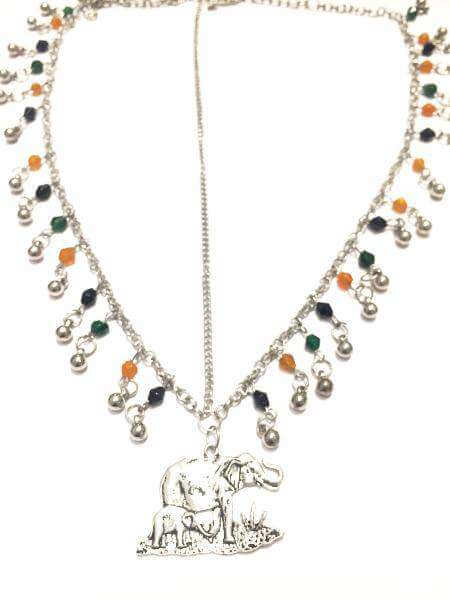 A stylish bohemian headchain featuring an elegant elephant pendant, perfect for festivals and special occasions.