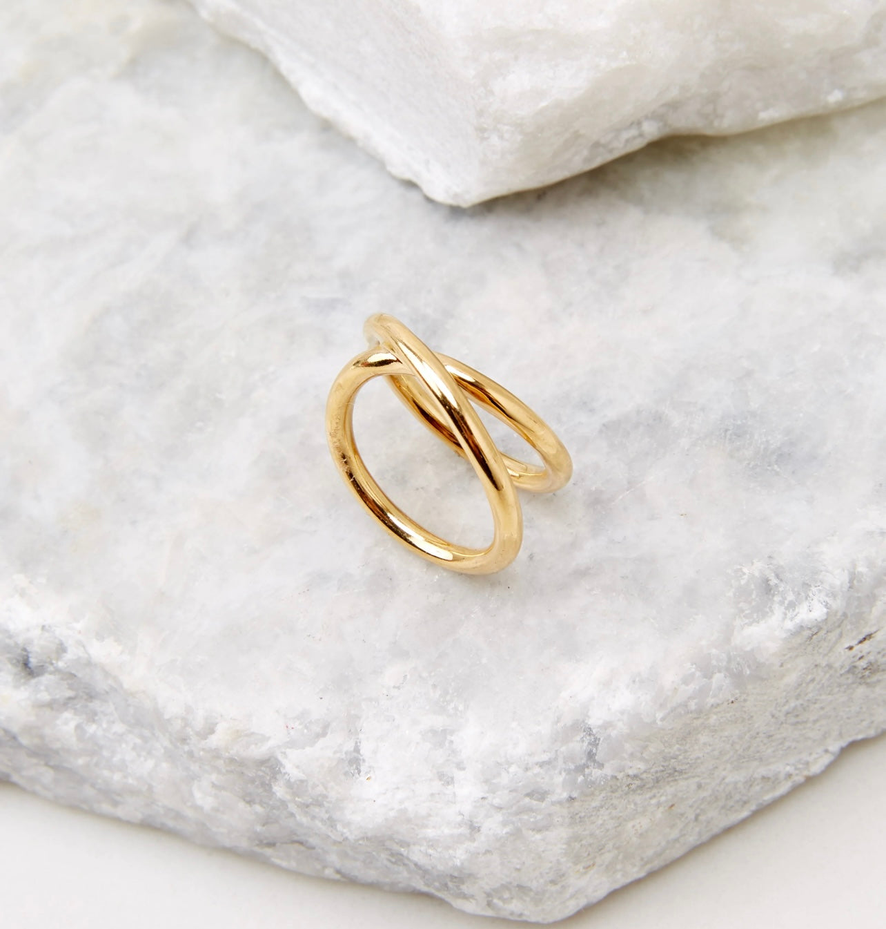 Elegant Erica Ring featuring 18k gold plating over stainless steel, showcasing a 7-inch diameter design.