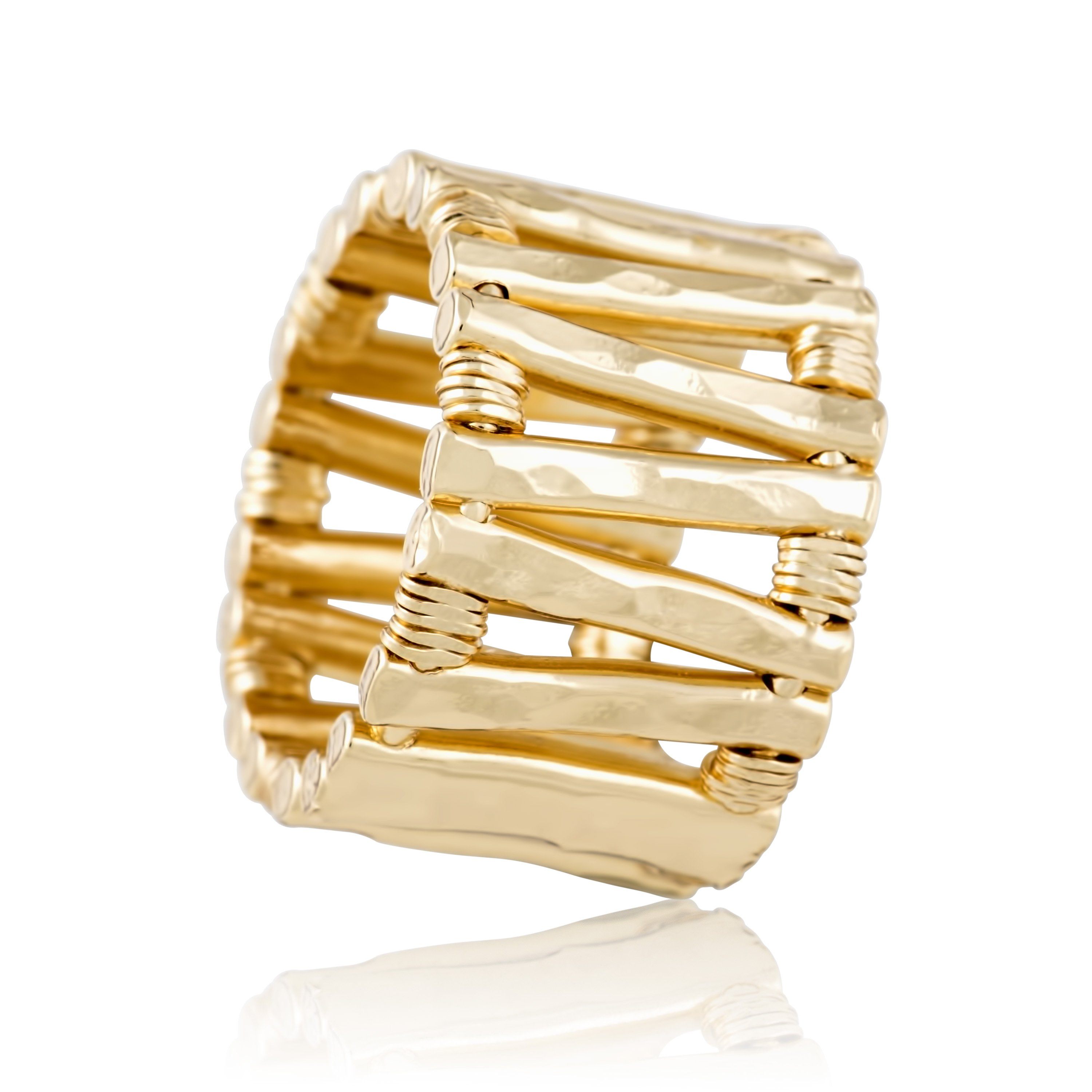 Elegant Estelle Ring made of 18k Brazilian gold filled, showcasing a luxurious statement design.