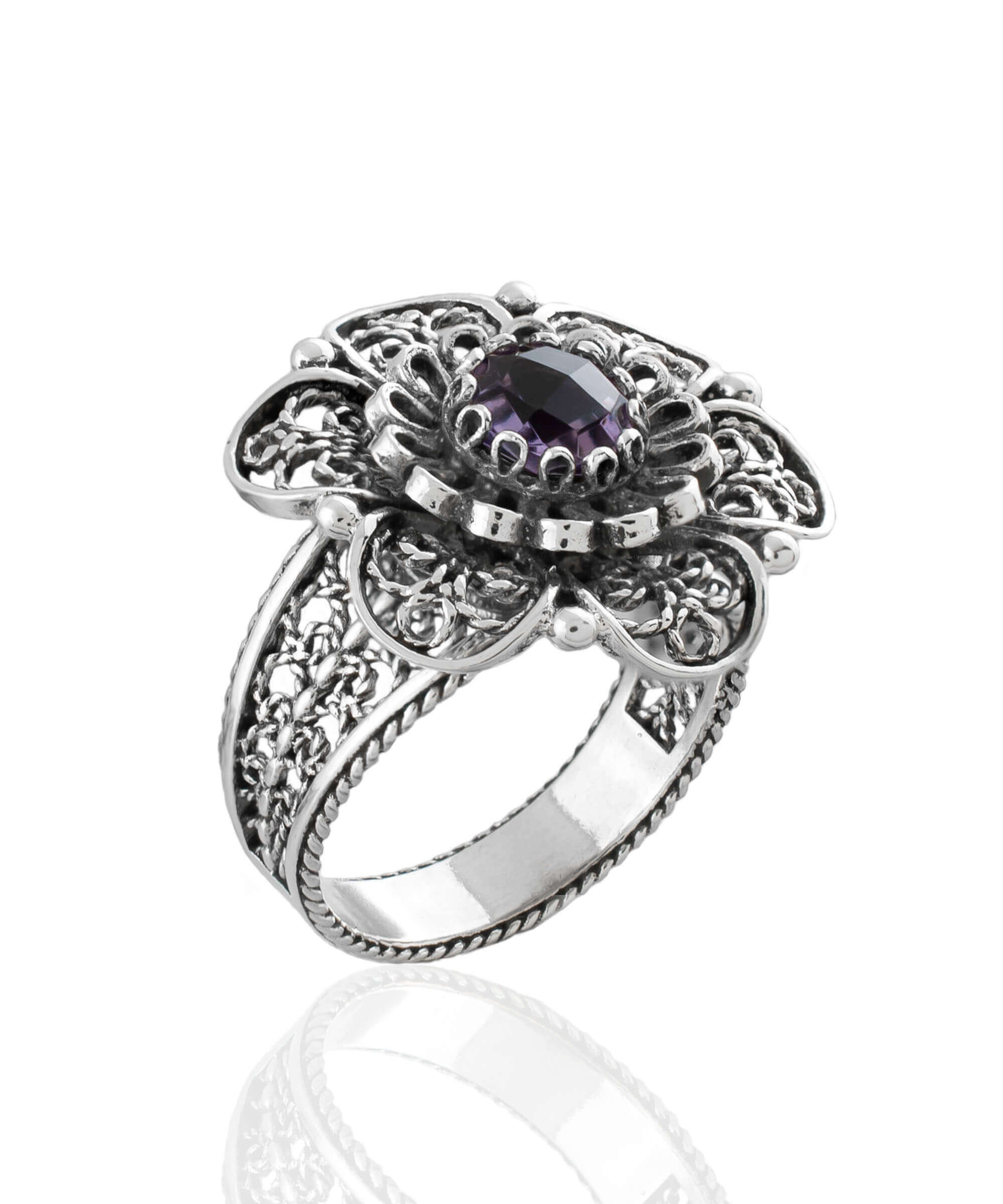 Elegant Filigree Art Amethyst Gemstone Women Silver Statement Ring with intricate lace daisy flower design.