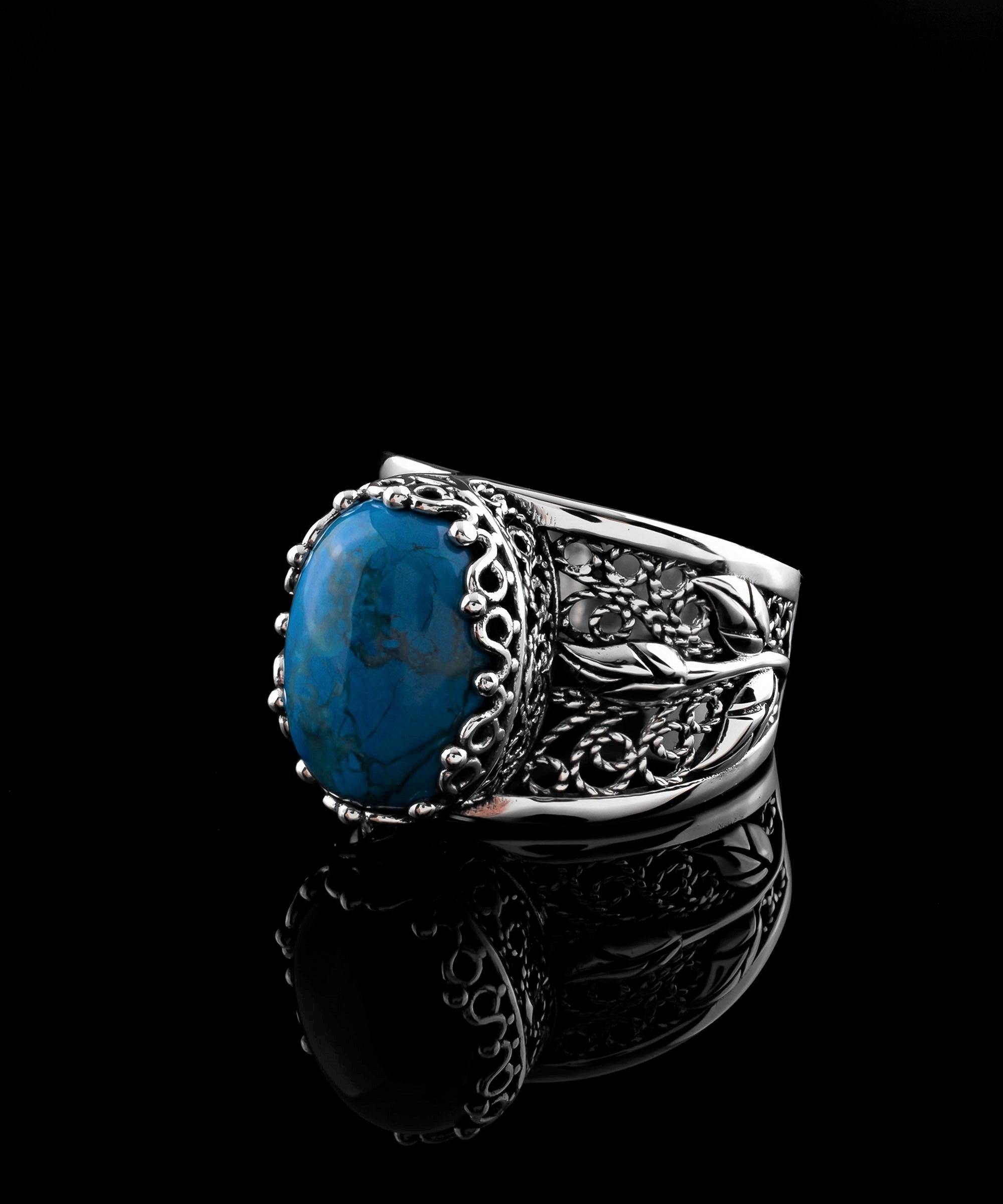 Elegant 925 Sterling Silver ring featuring a lab-created Turquoise Gemstone in a filigree design, perfect for women.