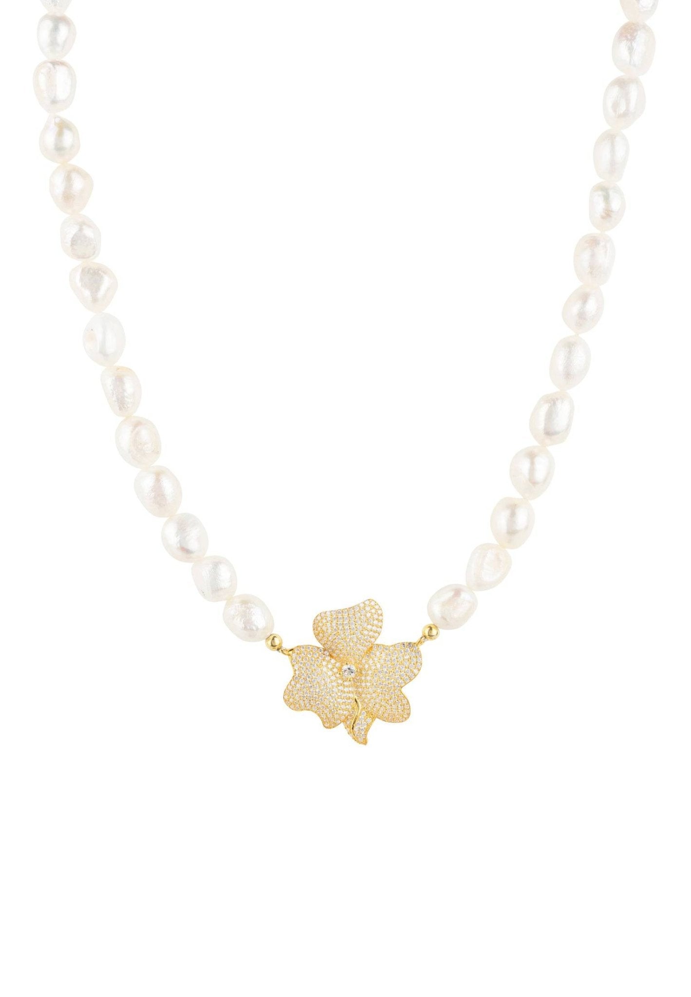 Flower Pearl Mid Length Necklace featuring natural Tiffany pearls and a zirconia-encrusted flower motif, elegantly displayed in a jewelry box.