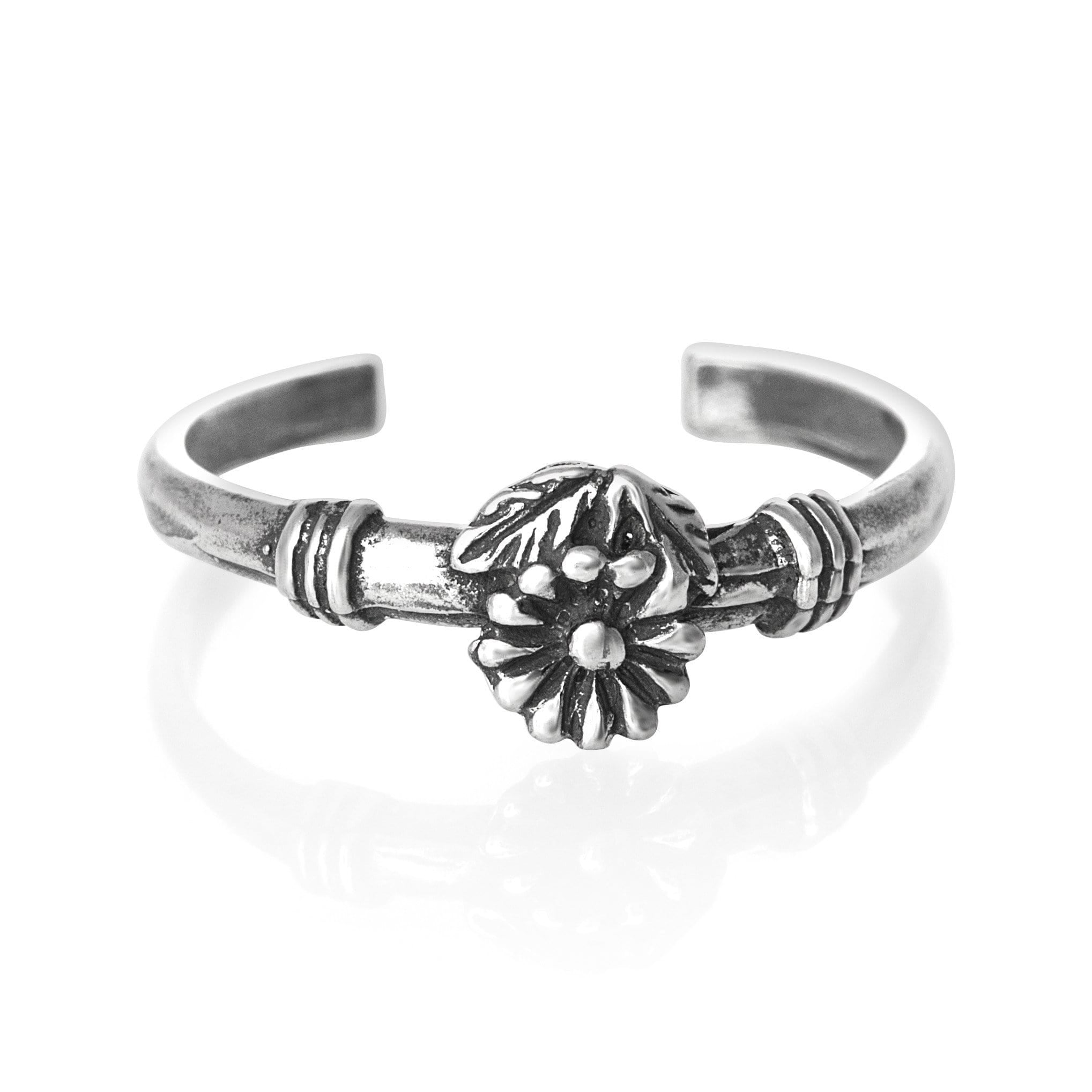 Flower Sterling Silver Toe Ring with an elegant floral design, adjustable for comfort, crafted from 925 sterling silver.