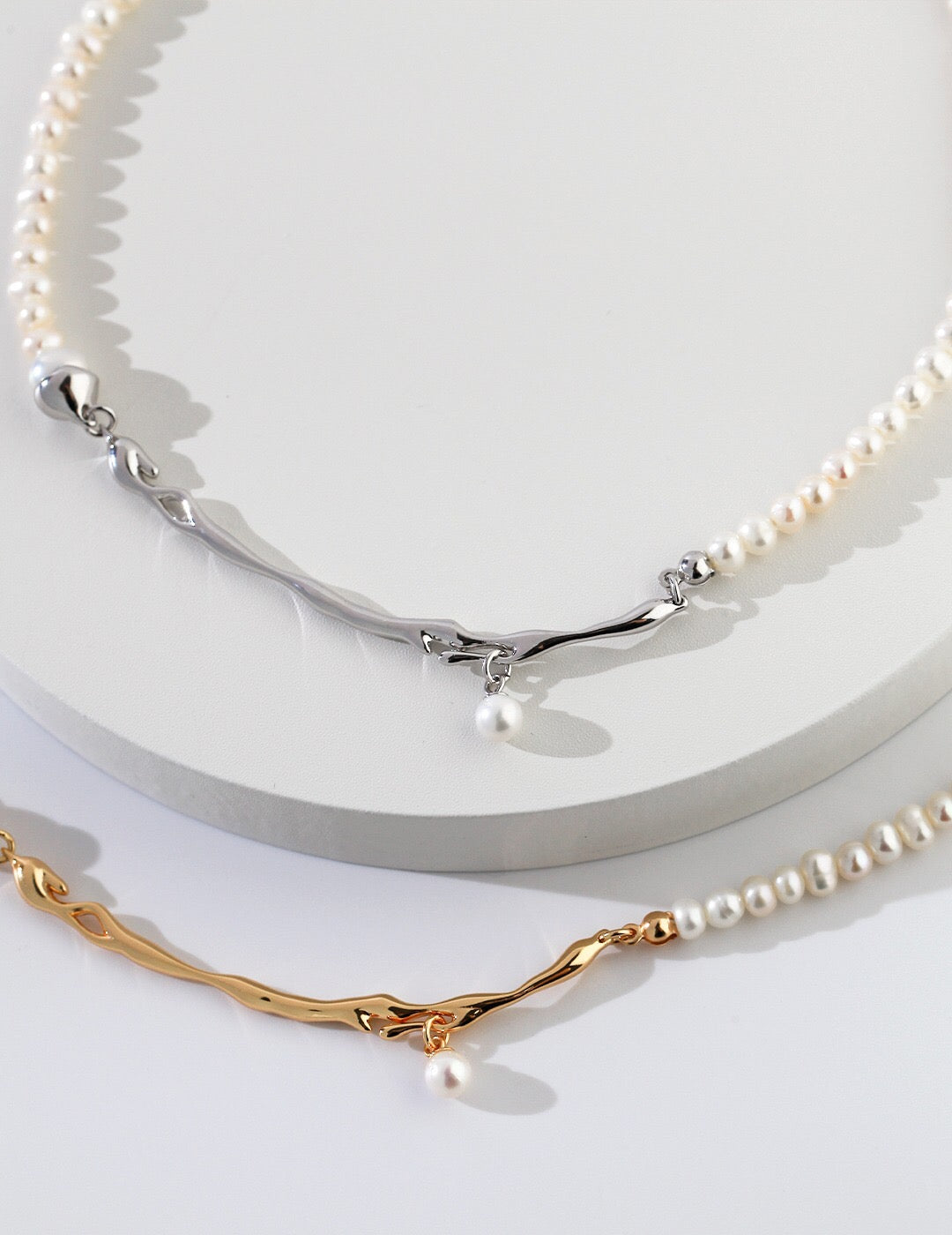 Fluid Natural Design Pearl Necklace featuring genuine freshwater pearls and gold vermeil chain, elegantly handcrafted for a timeless look.