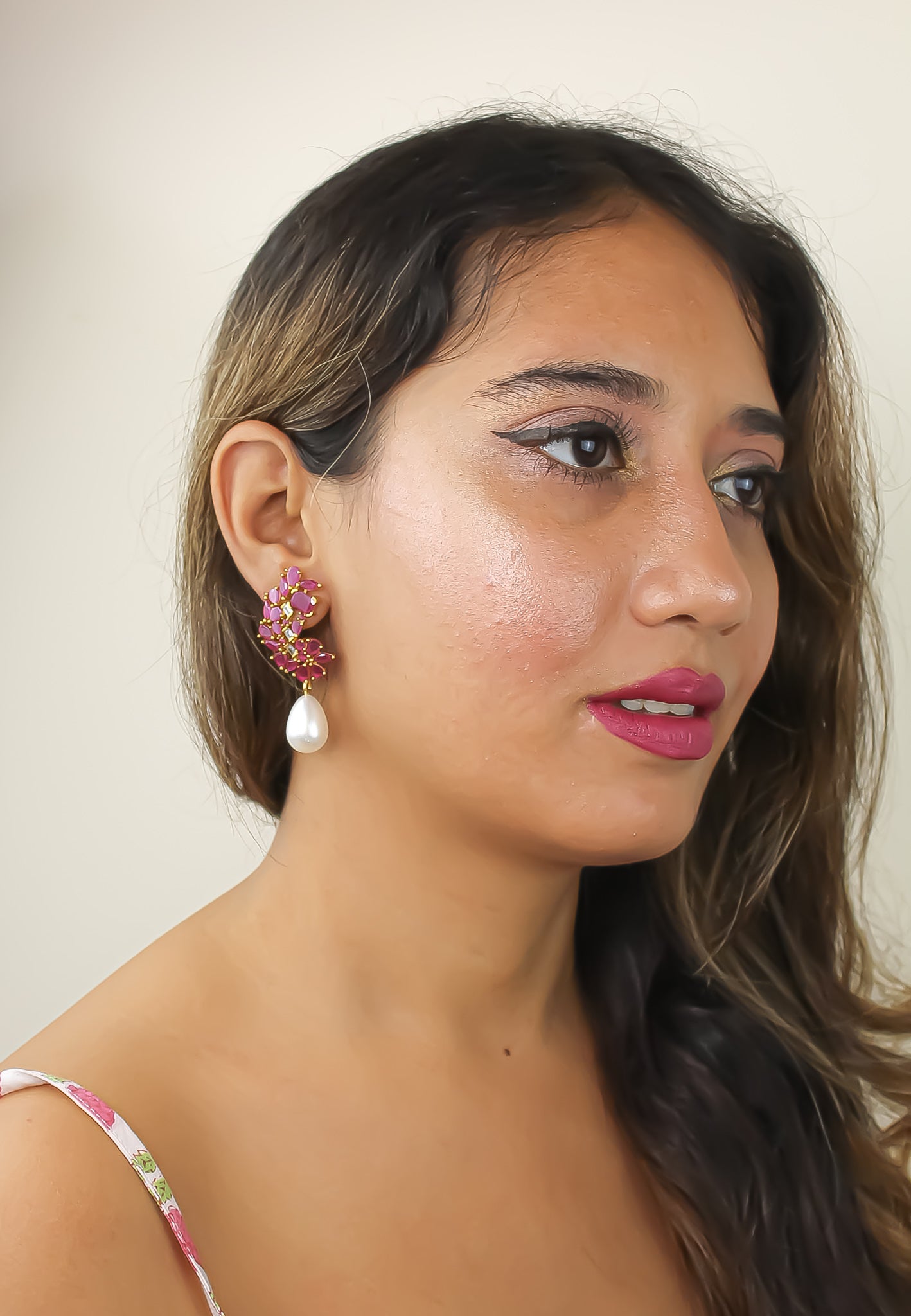 Elegant Golden Frosty Pearl Earrings featuring zirconia stones and a shiny resin pearl, perfect for pierced ears.