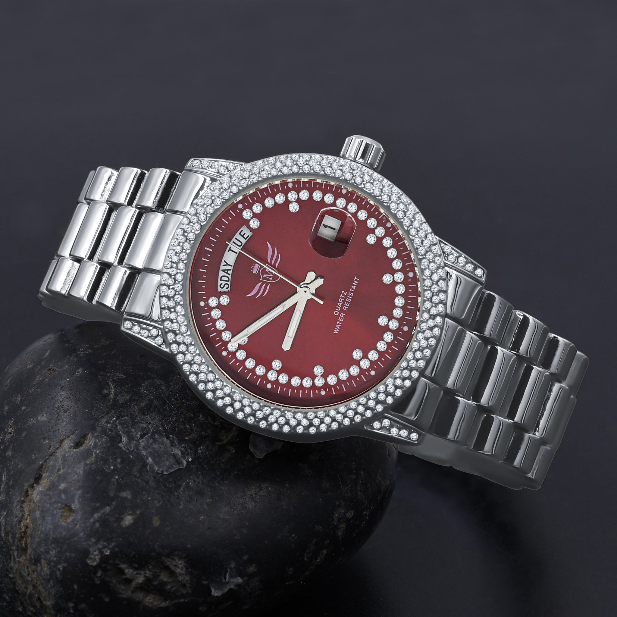 GRANDEUR BLING METAL WATCH featuring a polished chain and CZ stone dial, showcasing elegance and luxury.