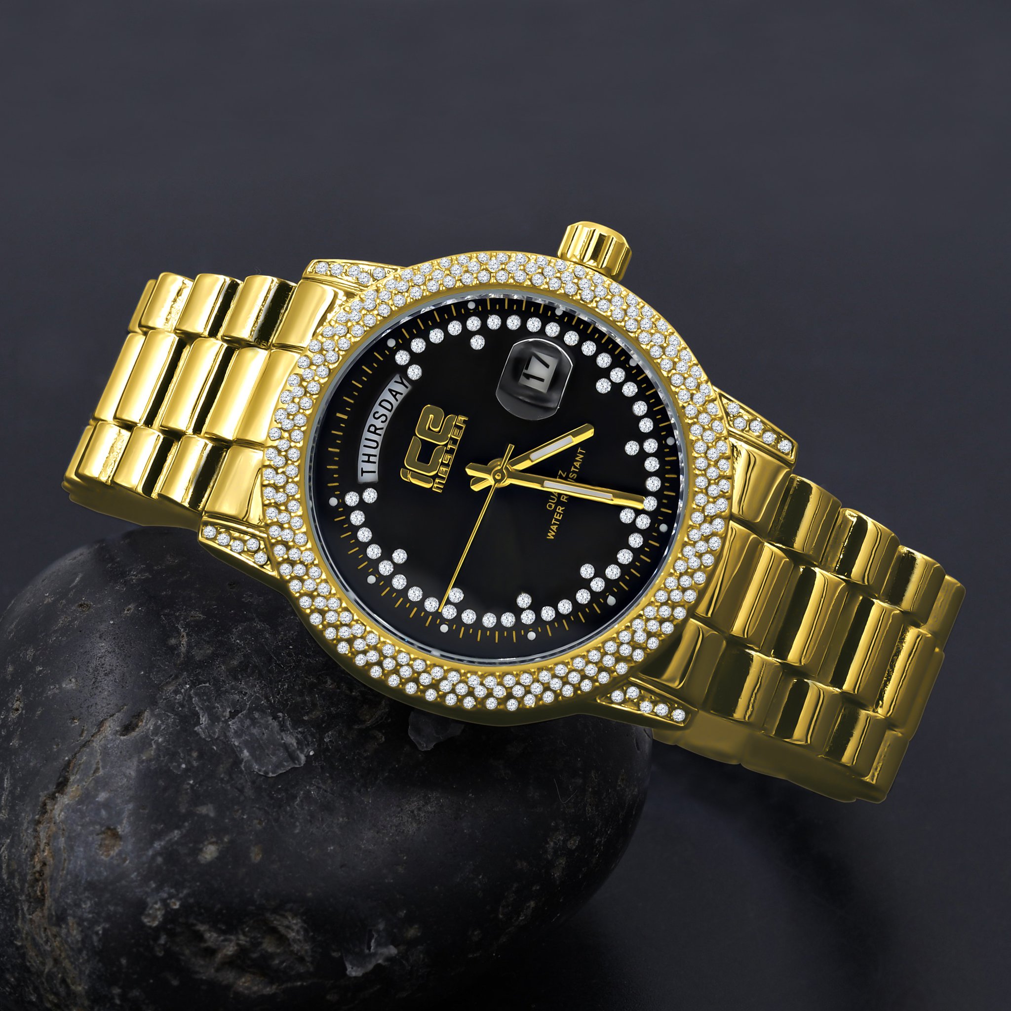 GRANDEUR HIP HOP METAL watch featuring a bling metal design with CZ stones and a polished chain, showcasing elegance and urban style.