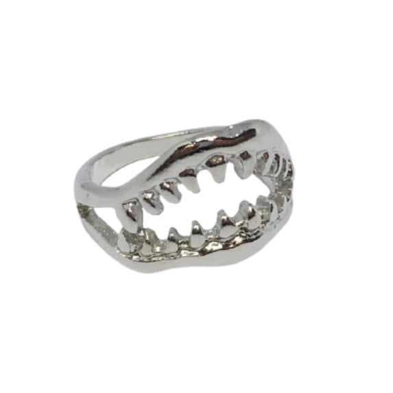 Great White Shark Jaws Ring made of sterling silver plated steel alloy, showcasing intricate shark jaw design.