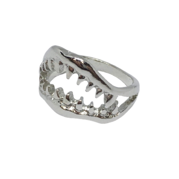 Great White Shark Jaws Ring made of sterling silver plated steel alloy, showcasing intricate shark jaw design.