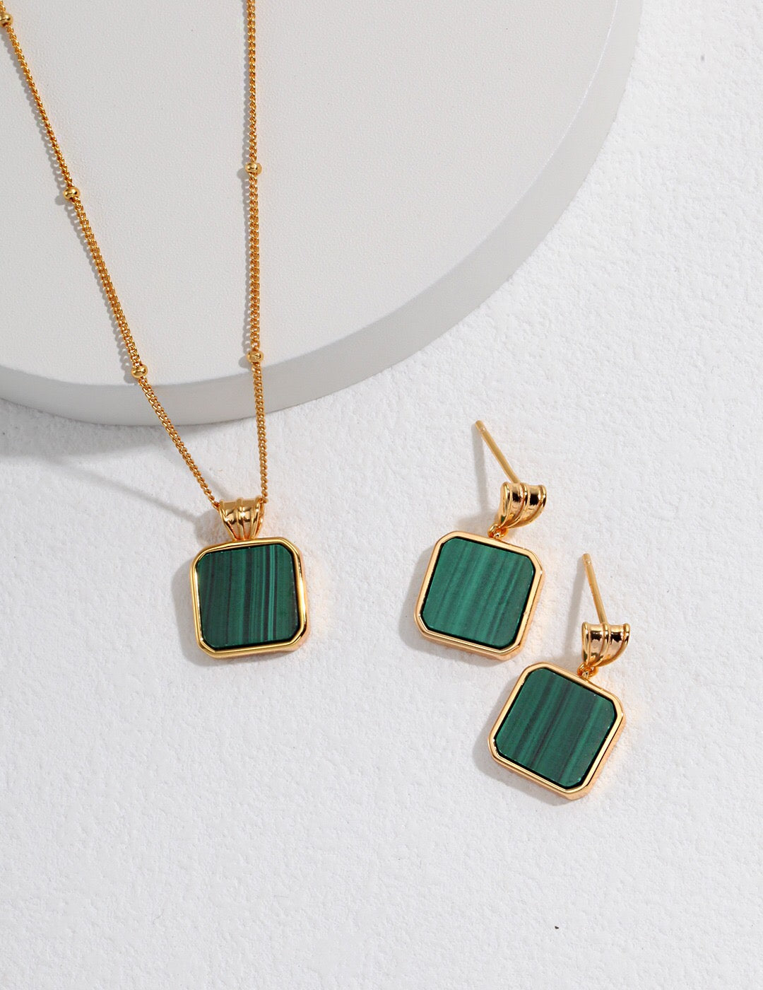 Elegant Green Malachite Dangle Earrings featuring natural malachite stones and gold vermeil accents, perfect for any occasion.