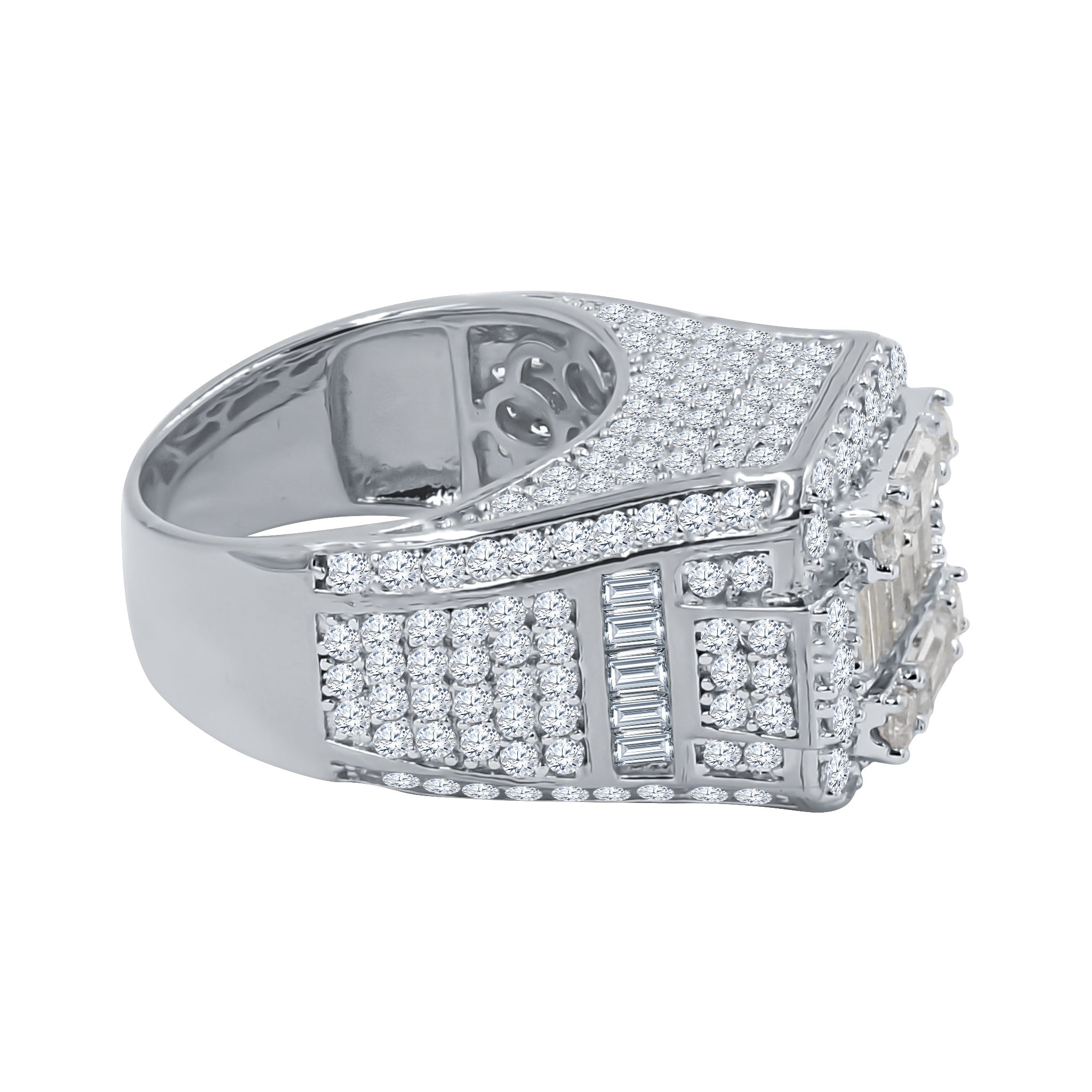 HALE 925 Sterling Silver Ring featuring cubic zircon stones, elegantly designed with a prong setting.