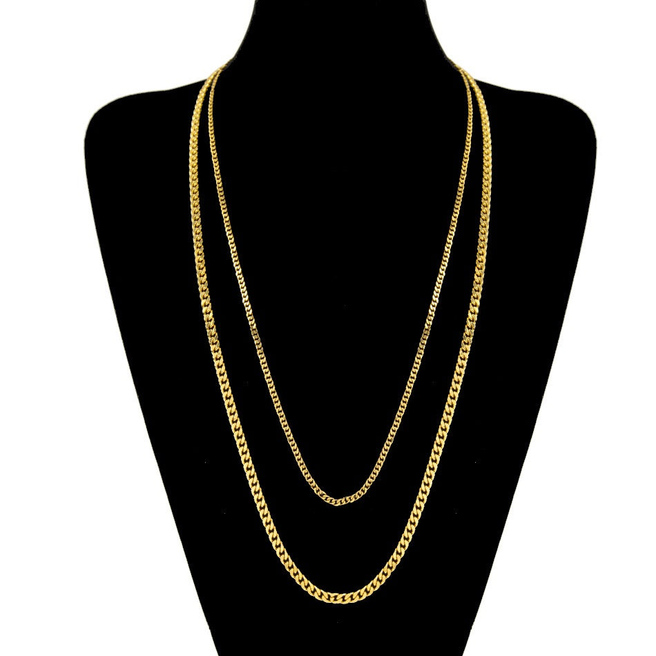 A stylish Hiphop Cuban Link Chain made of stainless steel, featuring interlocking links for a bold and fashionable look.