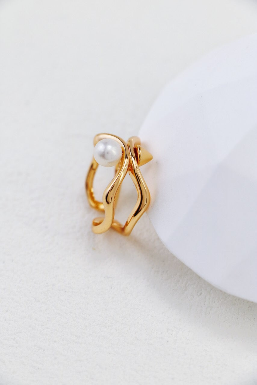 Irregular Simple Pearl Open Ring featuring a natural pearl set in sterling silver or gold vermeil, showcasing a unique and elegant design.