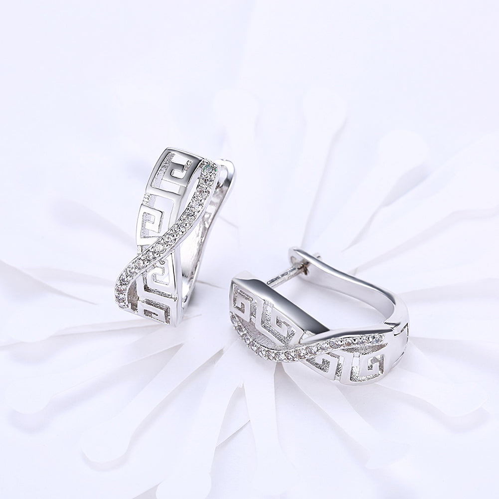 Elegant Italian Twist Roman Design Leverback Earrings in 18K White Gold Plated, showcasing their intricate design and luxurious finish.