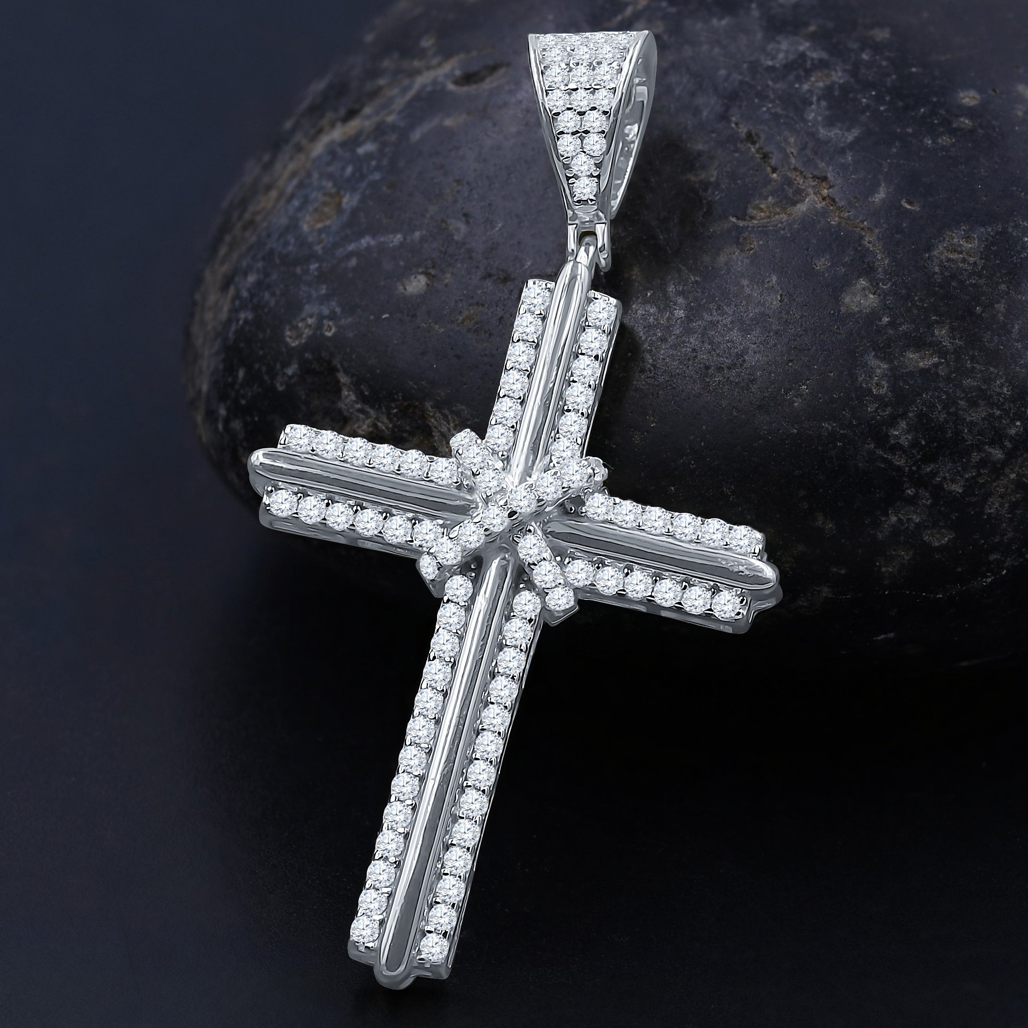 JAMMY Silver Pendant featuring cubic zircon stones, symbolizing purity and confidence, elegantly designed in 925 sterling silver.