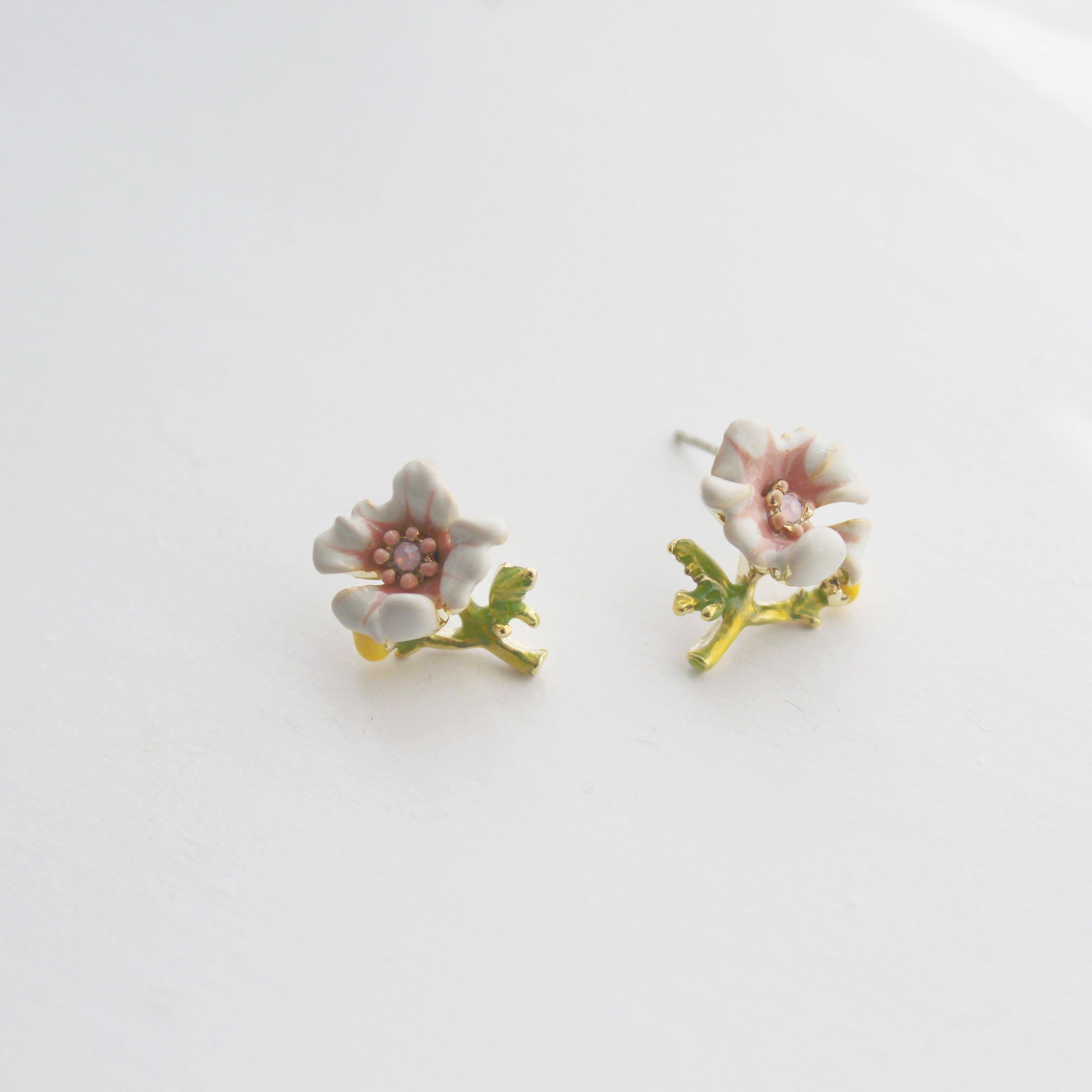 Close-up of Japanese White Anemone Flower Stud Earrings, showcasing their delicate design and craftsmanship.