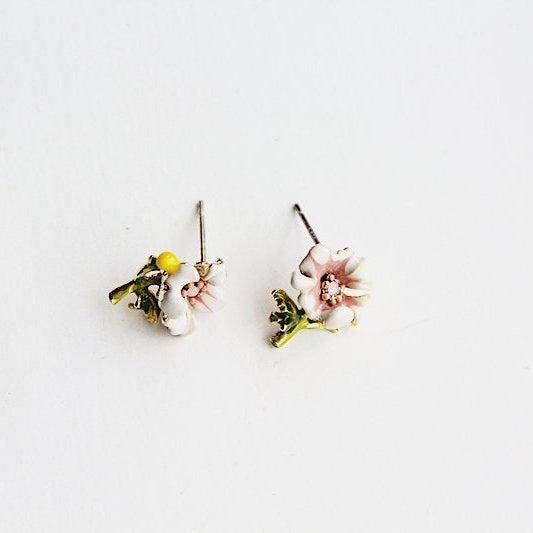 Close-up of Japanese White Anemone Flower Stud Earrings, showcasing their delicate design and craftsmanship.