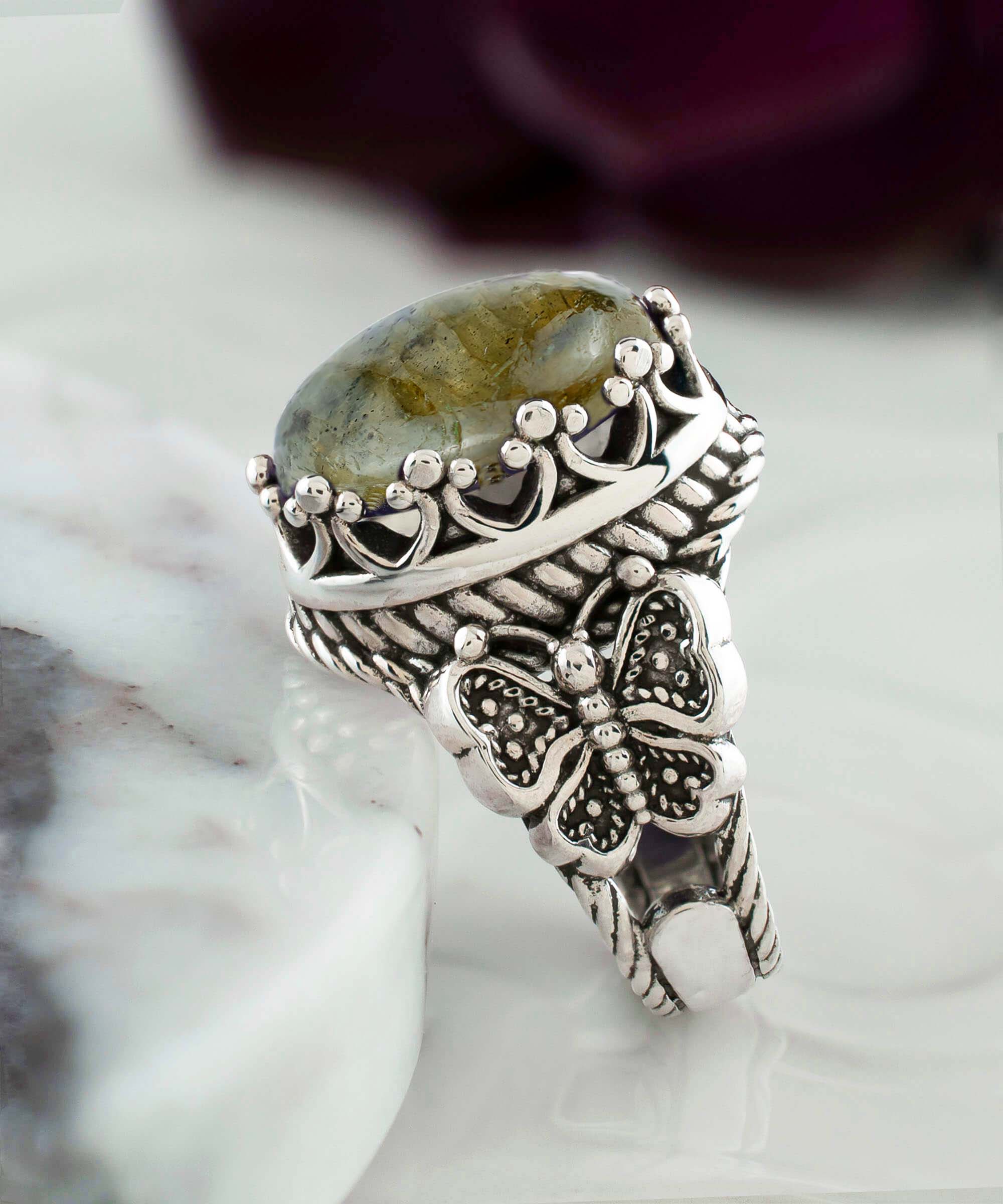 Elegant Labradorite Gemstone Filigree Art Double Butterfly Ring made of 925 sterling silver with intricate detailing.