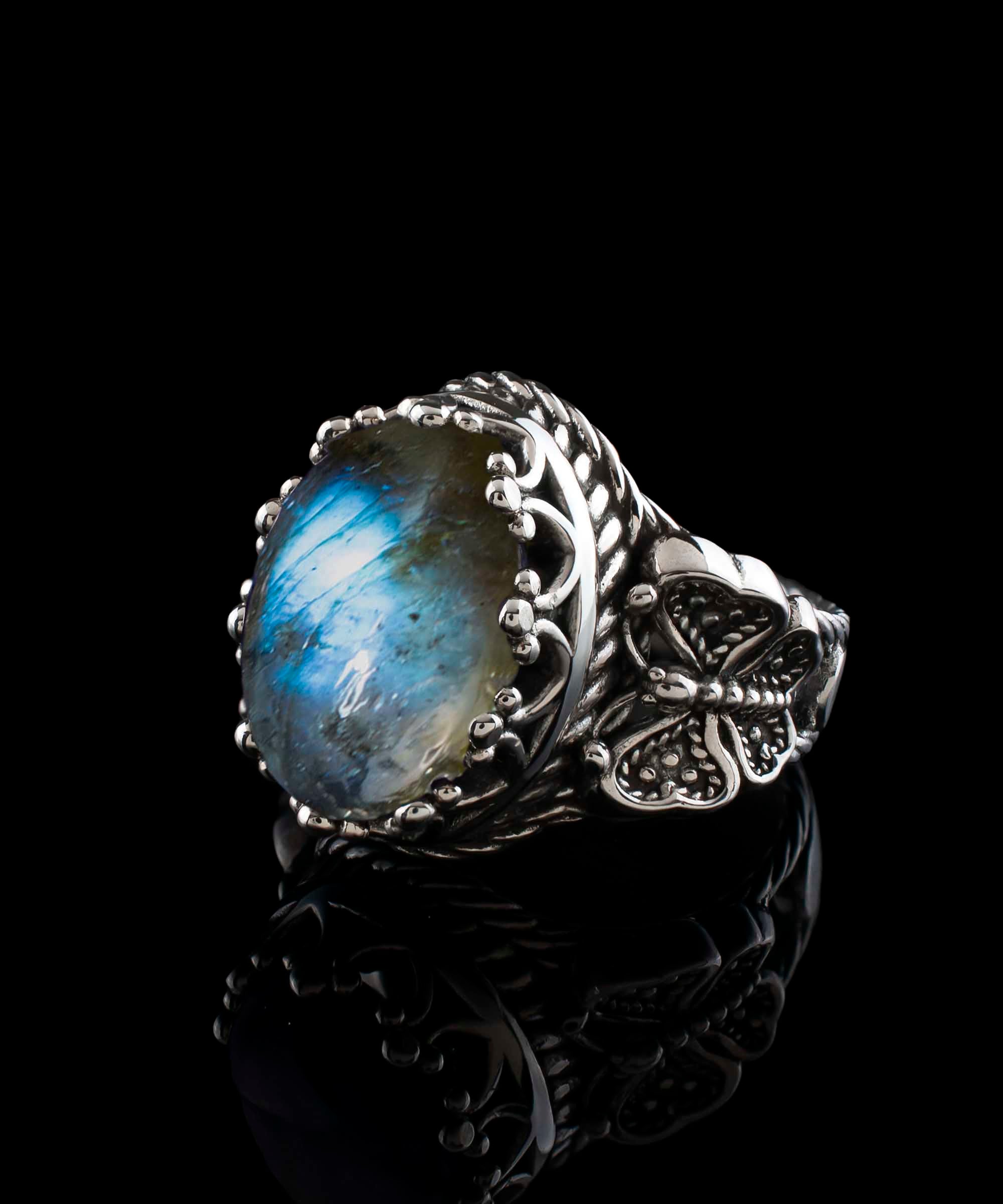 Elegant Labradorite Gemstone Filigree Art Double Butterfly Ring made of 925 sterling silver with intricate detailing.