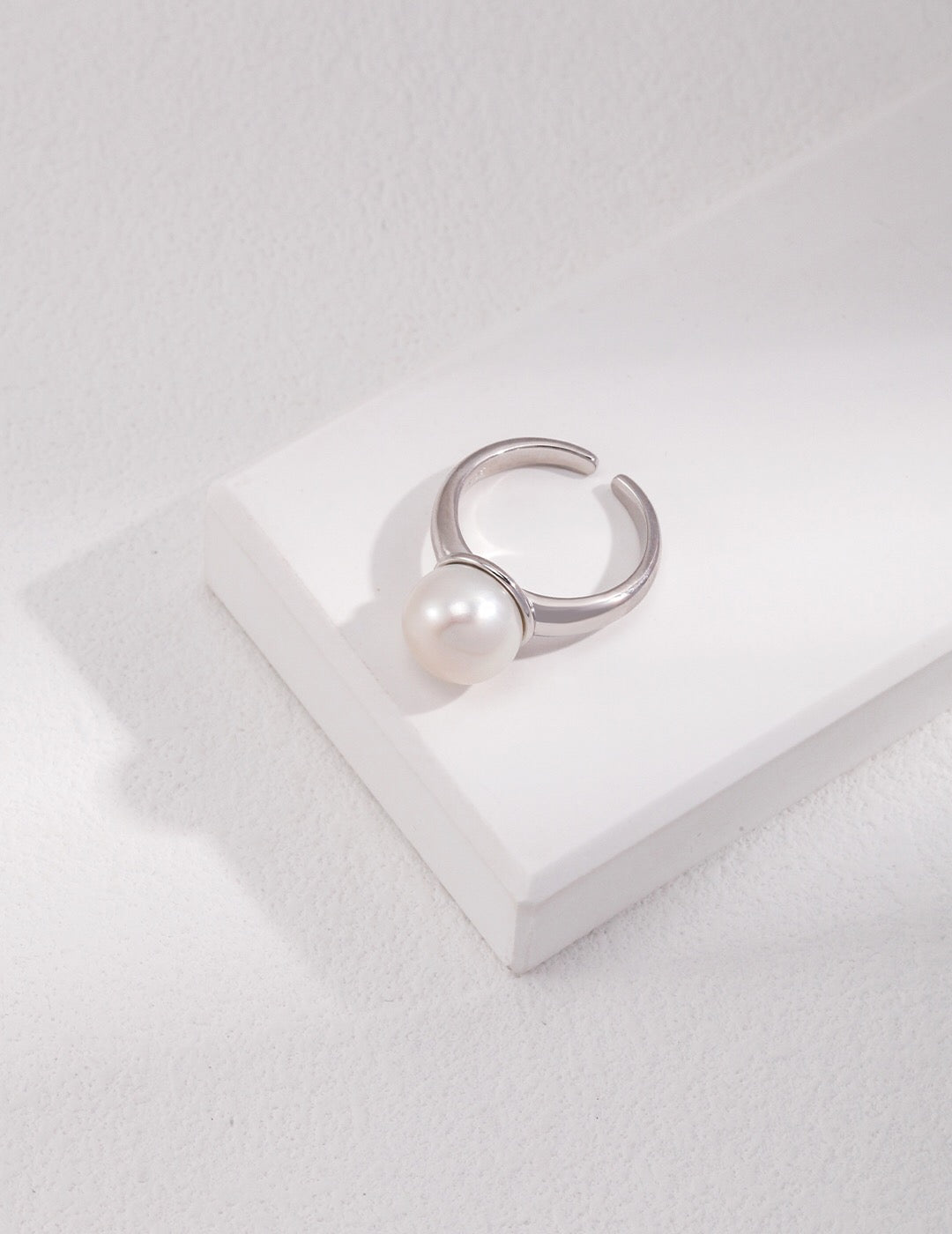 Large Pearl Open Ring featuring a natural pearl set in sterling silver with gold vermeil plating, adjustable size for comfort.